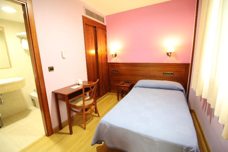 Hotel Los Templarios Ponferrada Exteriér fotografie
