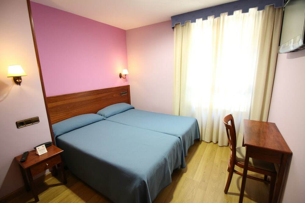 Hotel Los Templarios Ponferrada Exteriér fotografie