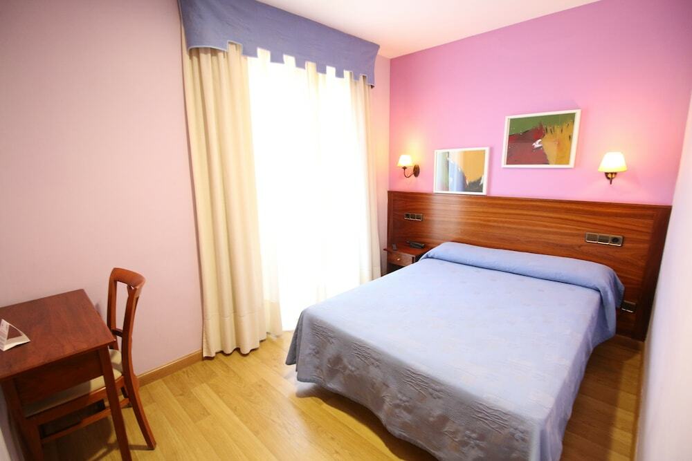 Hotel Los Templarios Ponferrada Exteriér fotografie